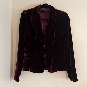 Tarahi Burgundy Velvet Blazer Size: Small MSRP: $225